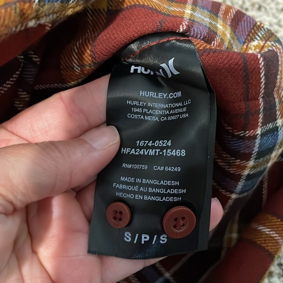 Hurley Red and Yellow Casual Button Down Shirt - Picture 6 of 8